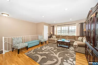 580 Bloomfield 11B #11B, West Caldwell, NJ 07006 - Photo 5