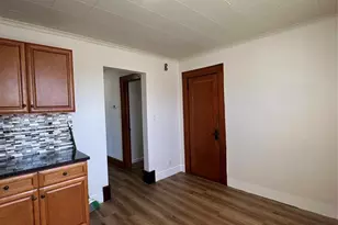 60 Chamberlain Ave 2, Elmwood Park, NJ 07407 - Photo 9