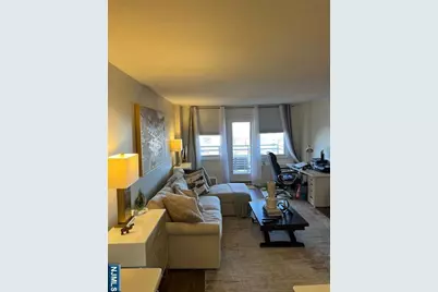 2200 N Central Road 9C #9C, Fort Lee, NJ 07024 - Photo 3