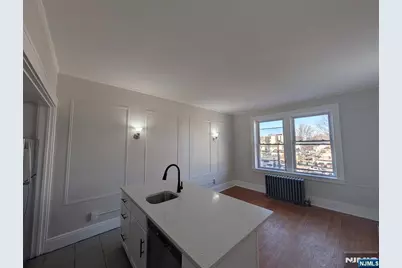 85 Anderson Street C6 #C6, Hackensack, NJ 07601 - Photo 5