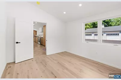 175 Crescent Avenue, Allendale, NJ 07401 - Photo 31