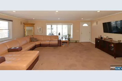 0-35 Midland Avenue, Fair Lawn, NJ 07410 - Photo 9