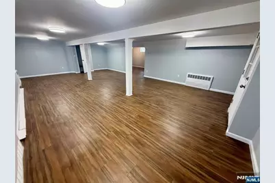 131 W Ramapo Avenue, Mahwah, NJ 07430 - Photo 9