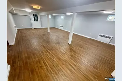 131 W Ramapo Avenue, Mahwah, NJ 07430 - Photo 9