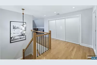 204 Bearwoods Road, Park Ridge, NJ 07656 - Photo 23