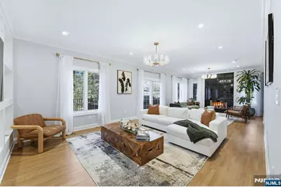 204 Bearwoods Road, Park Ridge, NJ 07656 - Photo 11