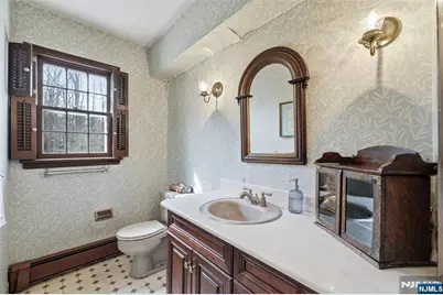 258 Highwood Avenue, Tenafly, NJ 07670 - Photo 11