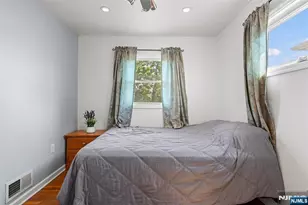 60 16th Ave, Elmwood Park, NJ 07407 - Photo 19