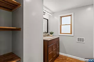 60 16th Ave, Elmwood Park, NJ 07407 - Photo 27