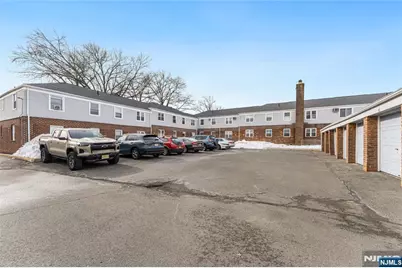 70 Hastings A #A, Rutherford, NJ 07070 - Photo 9