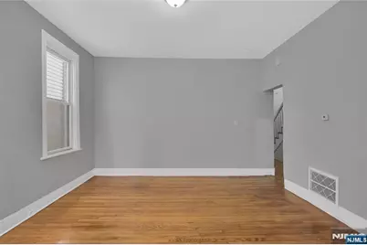 106 11th Street, Newark, NJ 07107 - Photo 9