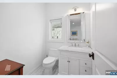 8 Ranch Lane, Closter, NJ 07624 - Photo 9