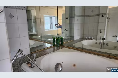 50 Columbia Avenue 2nd Floor #2nd floor, Palisades Park, NJ 07650 - Photo 3