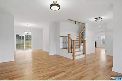 16 McDonald Court, New Windsor, NY 12553 - Photo 3