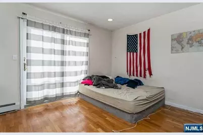 341B E Columbia B #B, Palisades Park, NJ 07650 - Photo 9