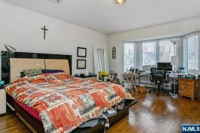 341B E Columbia B #B, Palisades Park, NJ 07650 - Photo 13