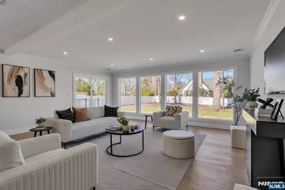 6 Clinton Place, Woodcliff Lake, NJ 07677 - Photo 19