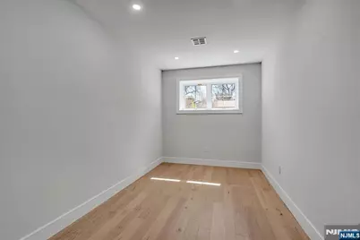 6 Clinton Place, Woodcliff Lake, NJ 07677 - Photo 35