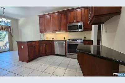 108 Winding Creek, Old Tappan, NJ 07675 - Photo 5