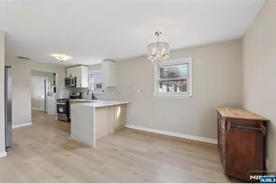 478 Riverside Terrace, Rutherford, NJ 07070 - Photo 11
