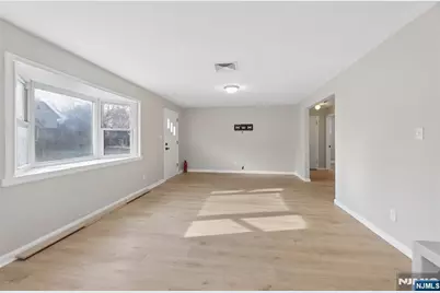 478 Riverside Terrace, Rutherford, NJ 07070 - Photo 13