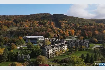 2 Chamonix Drive 427 #427, Vernon, NJ 07462 - Photo 1