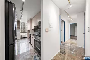 300 Winston 2112, Cliffside Park, NJ 07010 - Photo 7