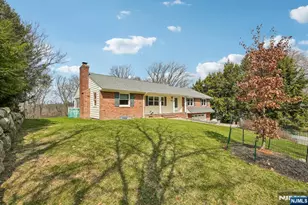 300 Briarwood Dr, Wyckoff Township, NJ 07481 - Photo 3