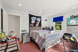 300 Briarwood Dr, Wyckoff Township, NJ 07481 - Photo 19