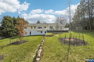 300 Briarwood Dr, Wyckoff Township, NJ 07481 - Photo 29