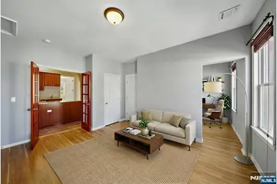 364 New York Avenue 3 #3, Jersey City, NJ 07307 - Photo 5