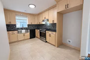 231 12th St, Newark, NJ 07107 - Photo 9