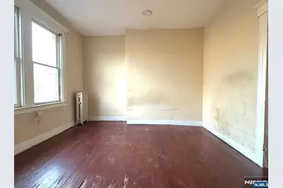 66 Scheerer, Newark, NJ 07112 - Photo 17