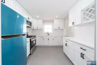 104 Hayward Place, Wallington, NJ 07057 - Photo 5