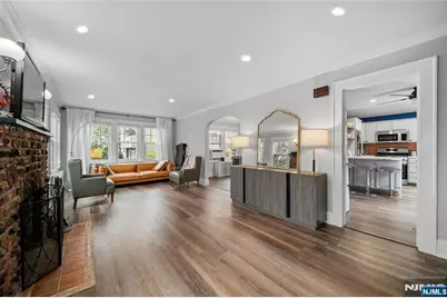 243 Jefferson Avenue, Cresskill, NJ 07626 - Photo 1