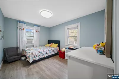 243 Jefferson Avenue, Cresskill, NJ 07626 - Photo 17