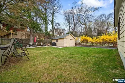 243 Jefferson Avenue, Cresskill, NJ 07626 - Photo 33