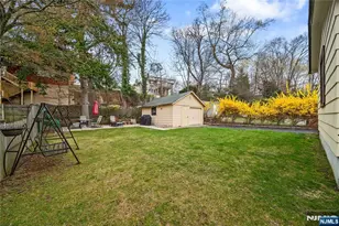 243 Jefferson Ave, Cresskill, NJ 07626 - Photo 33