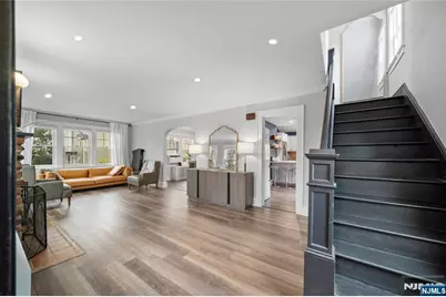 243 Jefferson Avenue, Cresskill, NJ 07626 - Photo 5