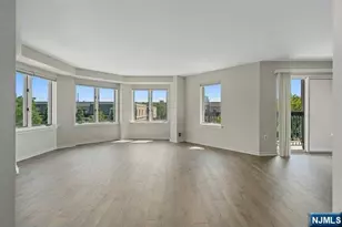 405 Williams Ct 405, Edgewater, NJ 07020 - Photo 3