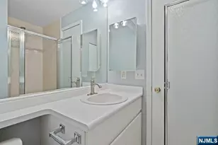 405 Williams Ct 405, Edgewater, NJ 07020 - Photo 25