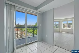 405 Williams Ct 405, Edgewater, NJ 07020 - Photo 9