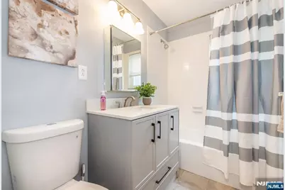 100 Pierson Miller E-9 #E-9, Pompton Lakes, NJ 07442 - Photo 21