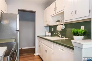 100 Pierson Miller E-9, Pompton Lakes, NJ 07442 - Photo 13