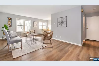 100 Pierson Miller E-9 #E-9, Pompton Lakes, NJ 07442 - Photo 3