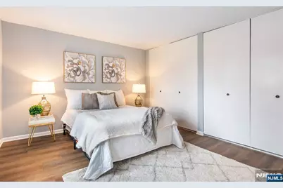 100 Pierson Miller E-9 #E-9, Pompton Lakes, NJ 07442 - Photo 19