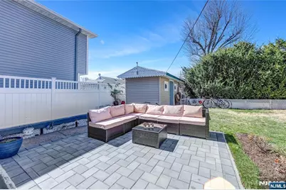 38 Henry Street, Elmwood Park, NJ 07407 - Photo 31