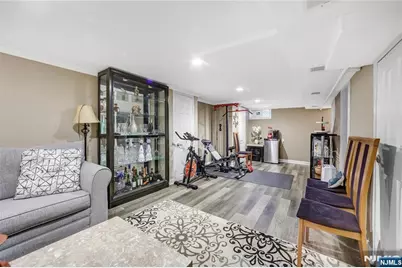 38 Henry Street, Elmwood Park, NJ 07407 - Photo 27