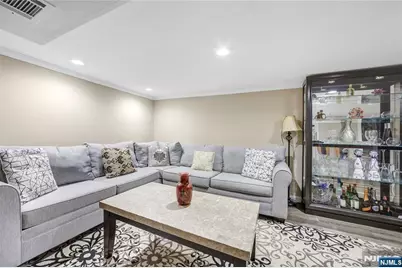 38 Henry Street, Elmwood Park, NJ 07407 - Photo 25