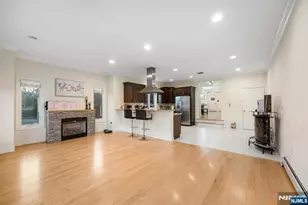 220B Glen Ave, Palisades Park, NJ 07650 - Photo 11